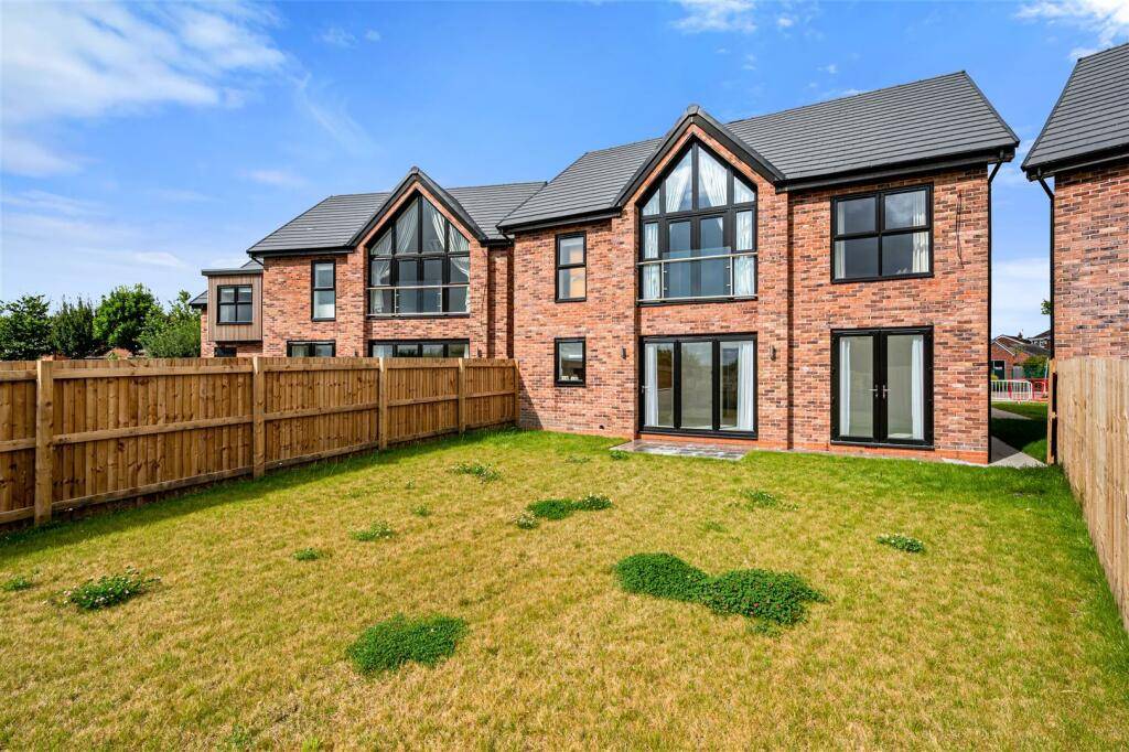 Formby 9